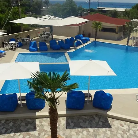Aparthotel Restaurant Fabio *